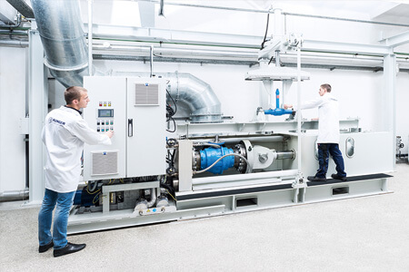 kierownictwo Heinza Scharla, Christopha Klinger-Lohra i Petera Müllera